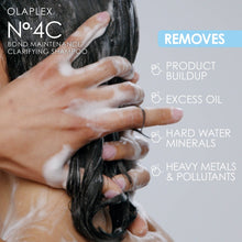 Laden Sie das Bild in den Galerie-Viewer, OLAPLEX No. 4C Clarifying Shampoo 250ml
