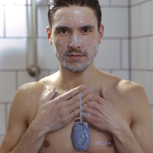 Foamie 3 in 1 Feste Duschpflege für Männer mit Aktivkohle